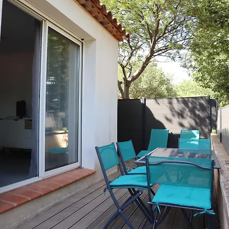 Holiday home Maison Des Arrosants *